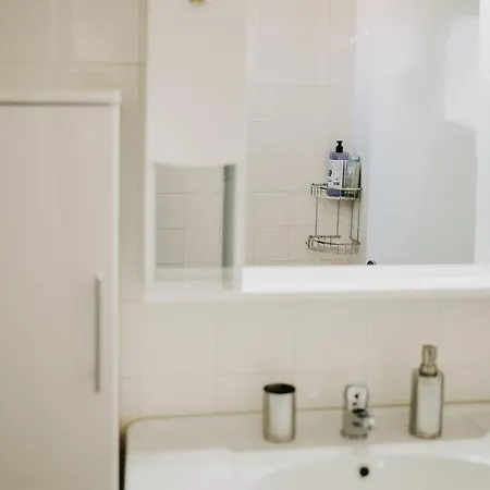 Apartman House, Kapodistriou, Psila Alonia *