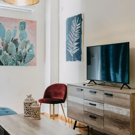 Appartement House, Kapodistriou, Psila Alonia *